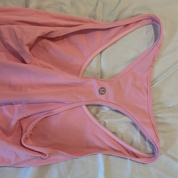 Lululemon pink breathable Razorback tank top - Picture 2 of 4